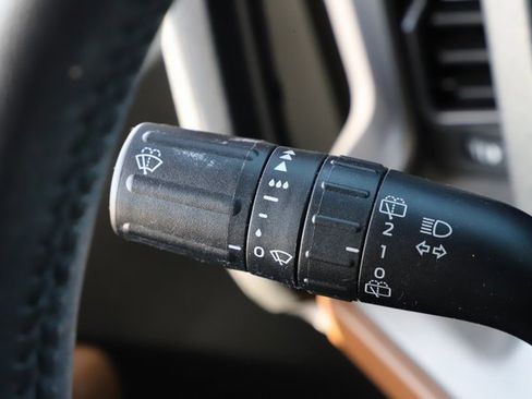 Used 2024 Ford Bronco Outer Banks image 35