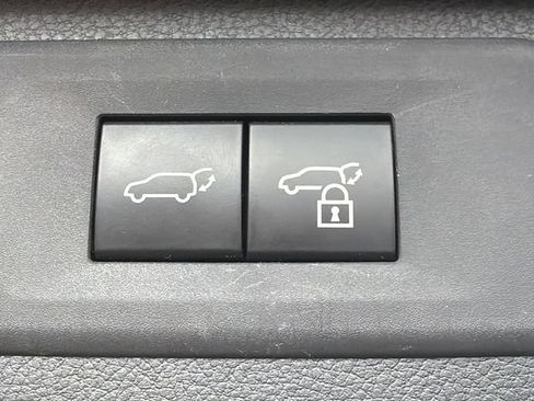 Used 2025 Toyota Grand Highlander FWD image 19