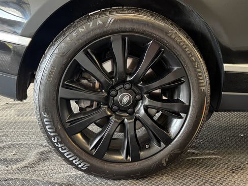 Used 2015 Land Rover Range Rover Supercharged AWD/4WD image 11
