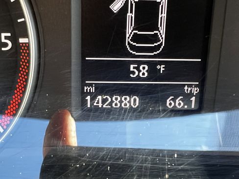 Used 2014 Volkswagen Passat TDI SEL Premium image 21