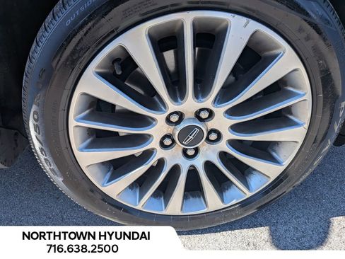 Used 2018 Lincoln MKC Reserve image 48