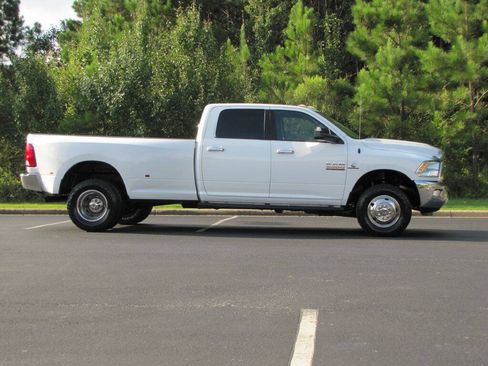 Used 2017 RAM 3500 Big Horn AWD/4WD image 4