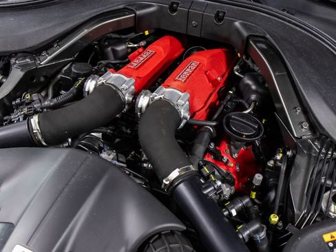 Certified 2019 Ferrari Portofino image 57