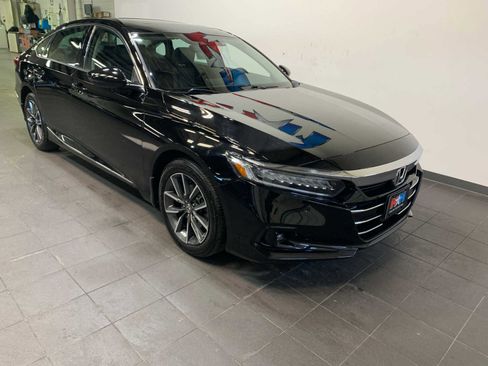 Used 2022 Honda Accord EX-L image 2