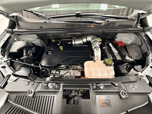 Used 2022 Chevrolet Trax LS w/ Tint and Cruise Package image 30