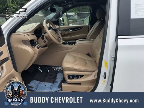 Used 2020 Cadillac Escalade ESV Platinum AWD/4WD image 13