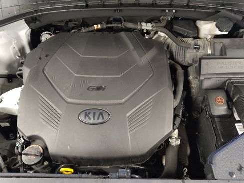 Used 2019 Kia Sorento S FWD image 30