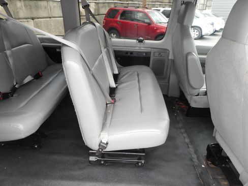 Used 2011 Ford E-150 and Econoline 150 Wagon w/ PWR Windows & Locks Group RWD image 18