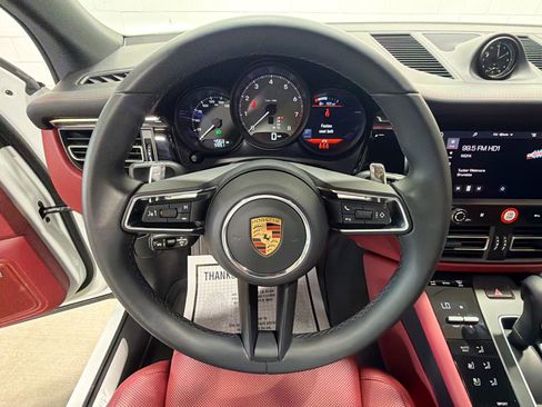 Certified 2026 Porsche Macan S AWD/4WD image 39
