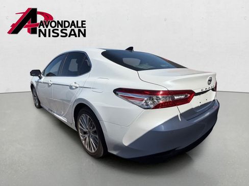 Used 2018 Toyota Camry XLE w/ Driver Assist Package FWD image 2