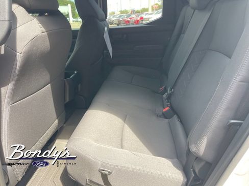 Used 2024 Toyota Tacoma SR5 AWD/4WD image 11