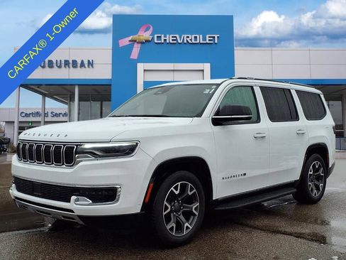 Used 2024 Jeep Wagoneer Series III image 1