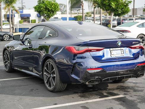 Used 2024 BMW M440i Coupe w/ Premium Package image 9