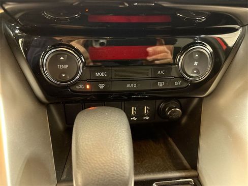 Used 2023 Mitsubishi Eclipse Cross LE image 16