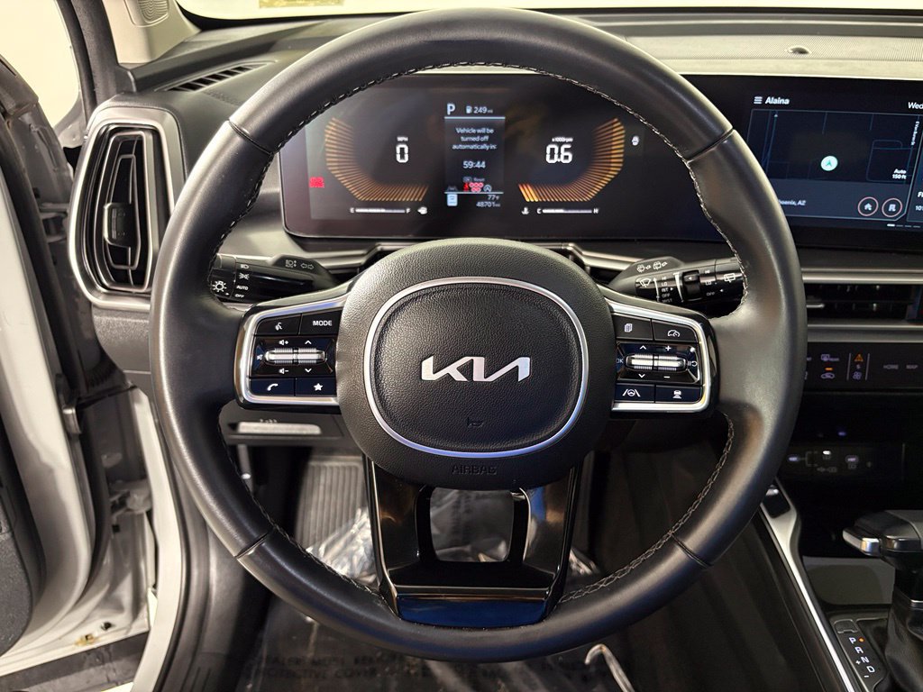Used 2025 Kia Sorento S w/ Panoramic Sunroof Package FWD image 20
