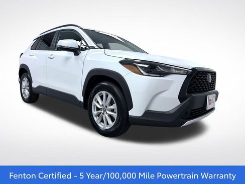 Used 2023 Toyota Corolla Cross LE w/ Moonroof Package AWD/4WD image 1