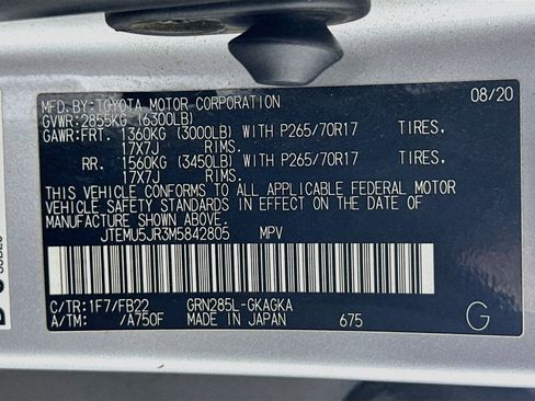 Used 2021 Toyota 4Runner SR5 AWD/4WD image 12