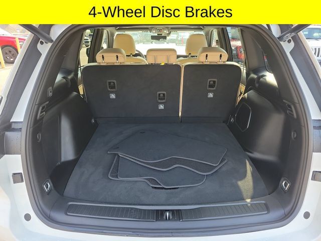 Used 2023 Jeep Grand Cherokee 4WD 4xe w/ Luxury Tech Group II image 28