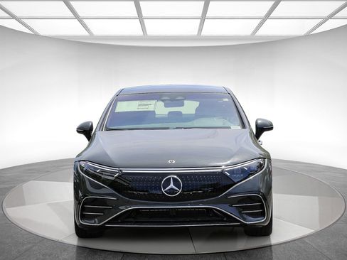 Used 2024 Mercedes-Benz EQS 580 4MATIC Sedan image 6