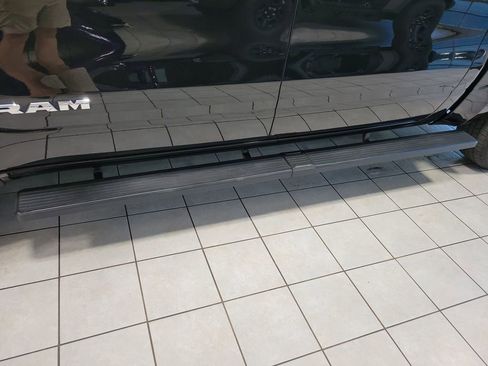 Used 2024 RAM 1500 Big Horn AWD/4WD image 24