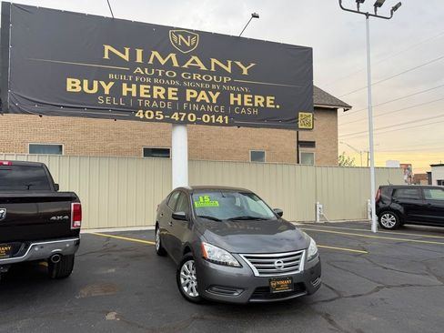Used 2015 Nissan Sentra SV FWD image 34