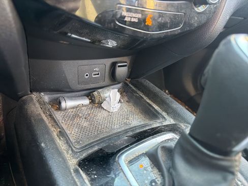 Used 2020 Nissan Rogue SV image 21