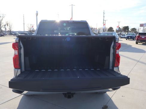 Used 2023 Chevrolet Silverado 1500 LT image 23