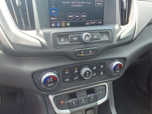 Used 2023 GMC Terrain SLE w/ Driver Convenience Package AWD/4WD image 25