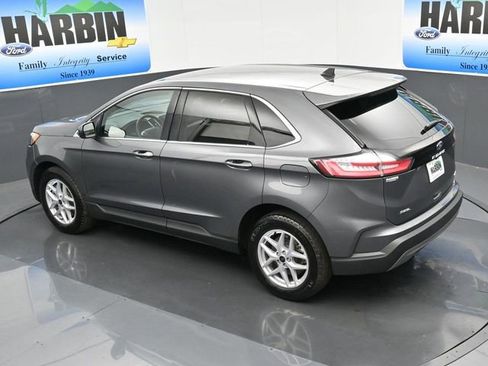 Used 2024 Ford Edge SEL image 25