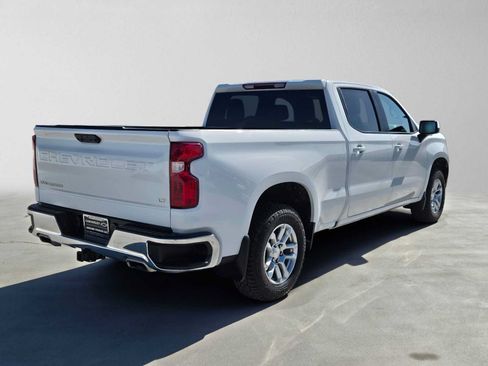 Used 2023 Chevrolet Silverado 1500 LT AWD/4WD image 3