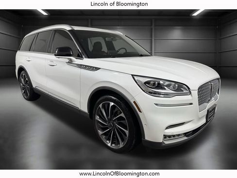 Used 2020 Lincoln Aviator Reserve w/ Equipment Group 202A image 10