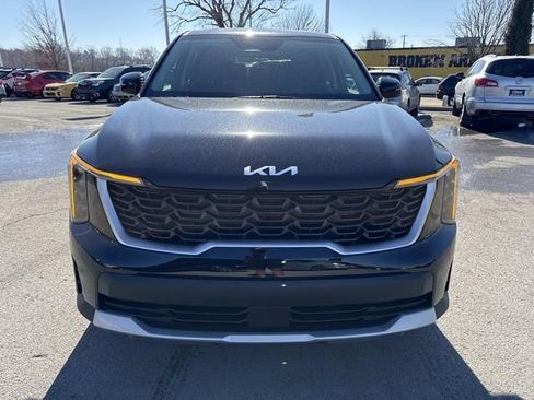 New 2026 Kia Sorento LX image 9