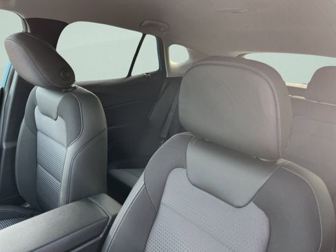 New 2026 Chevrolet Trax LT image 15