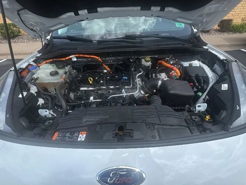 Used 2022 Ford Escape SE AWD/4WD image 11