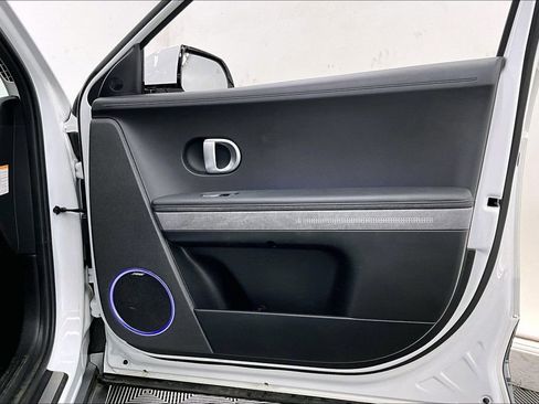 Used 2023 Hyundai Ioniq 5 Limited image 25