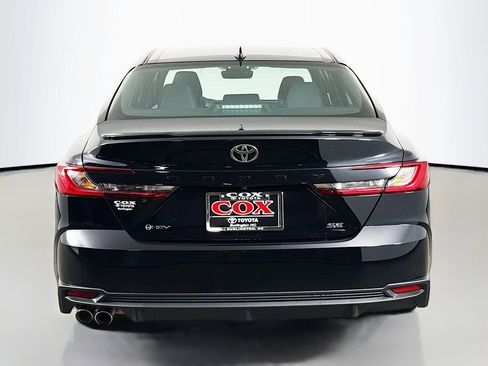 Certified 2026 Toyota Camry SE w/ Convenience Package FWD image 6