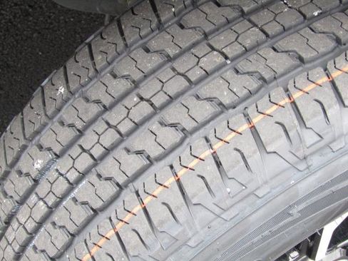 Used 2024 Ford Expedition XLT image 22