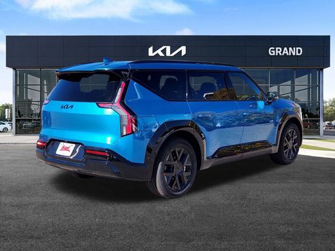 New 2026 Kia EV9 Land image 5