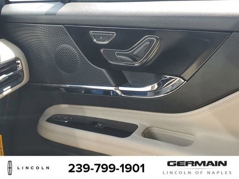 New 2025 Lincoln Corsair Premiere image 26