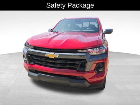 Certified 2024 Chevrolet Colorado LT w/ LT Convenience Package RWD image 9