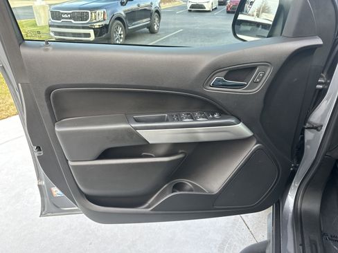 Used 2020 Chevrolet Colorado LT w/ Colorado RST Special Edition image 14