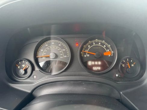 Used 2016 Jeep Patriot High Altitude image 8