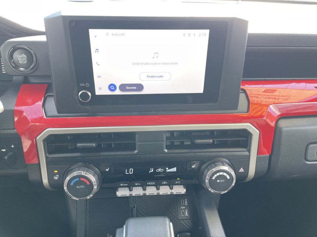 Used 2024 Toyota Tacoma SR5 AWD/4WD image 18