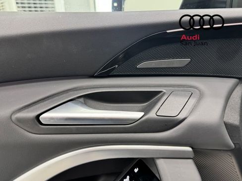 Used 2025 Audi Q5 Premium Plus w/ Premium Plus AWD/4WD image 27