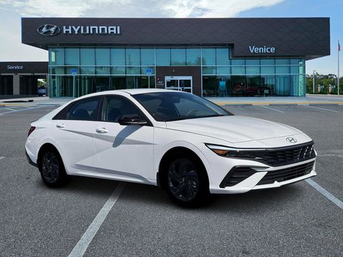 New 2026 Hyundai Elantra Sport FWD image 10