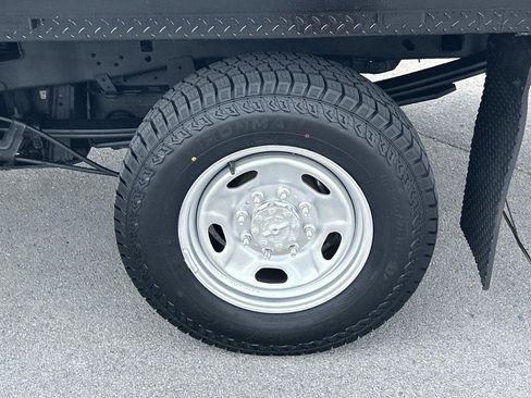 Used 2022 Ford F250 XL w/ Power Equipment Group AWD/4WD image 17