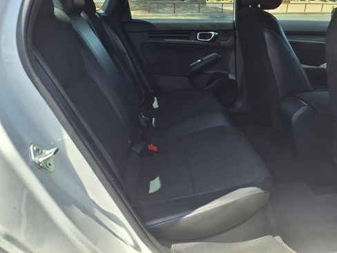 Used 2023 Honda Civic Sport image 14
