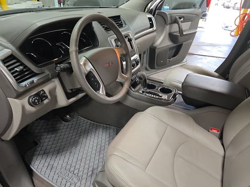 Used 2017 GMC Acadia Limited SLT FWD image 19