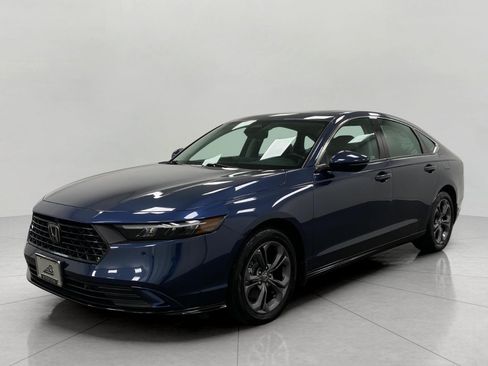 Used 2024 Honda Accord EX-L image 9
