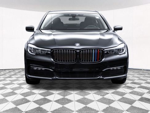 Used 2018 BMW 740i 740i image 16